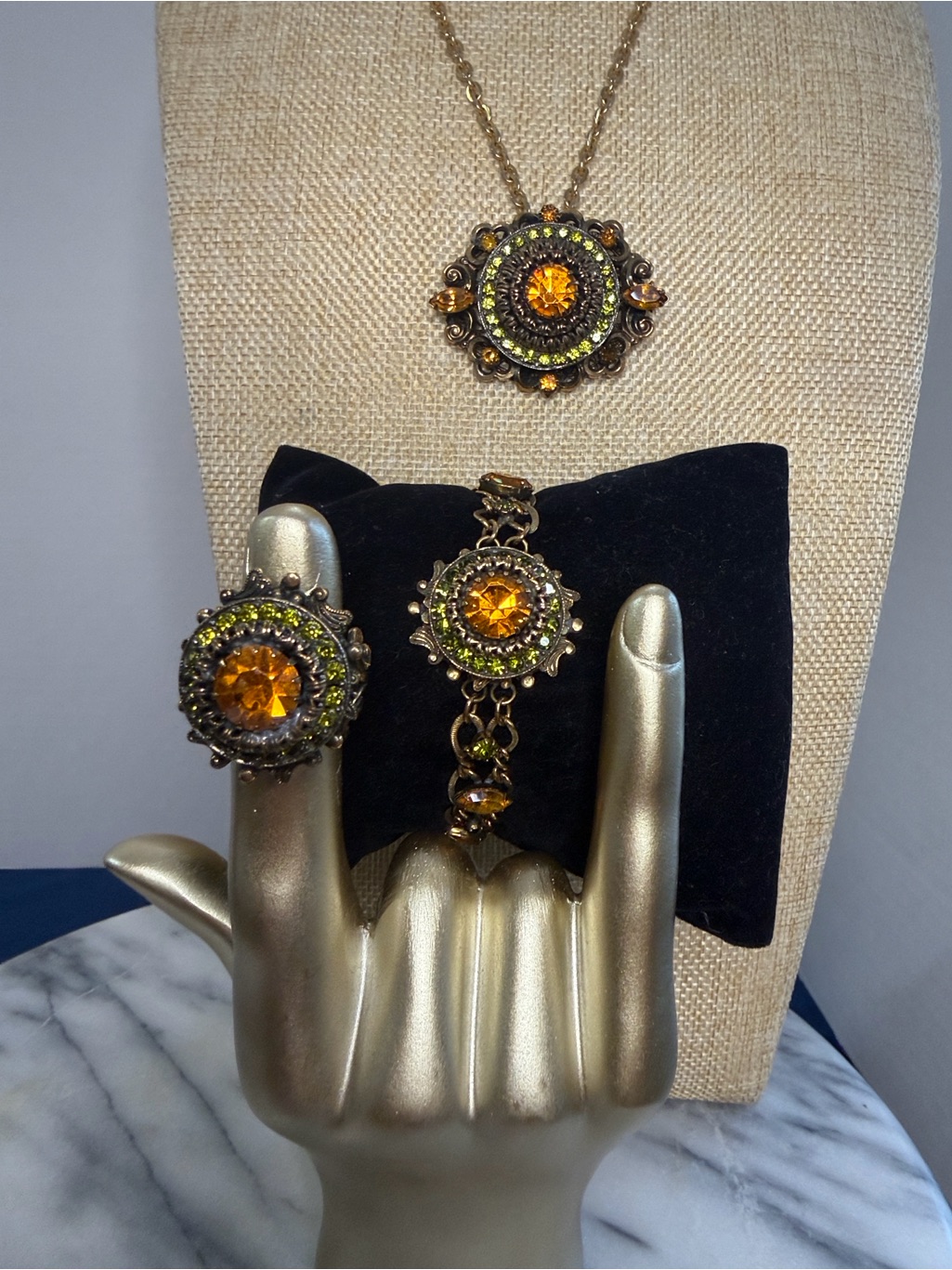 Vintage Hobe Necklace, Bracelet, And Ring Parure